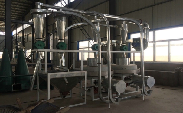 石磨面粉機(jī)組 石磨面粉機(jī)組